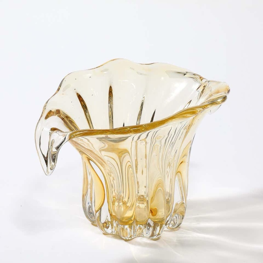 Mid-Century Modernist Hand-Blown Murano Glass Fluted Vase in Citrine​​ - Picture 8 of 9